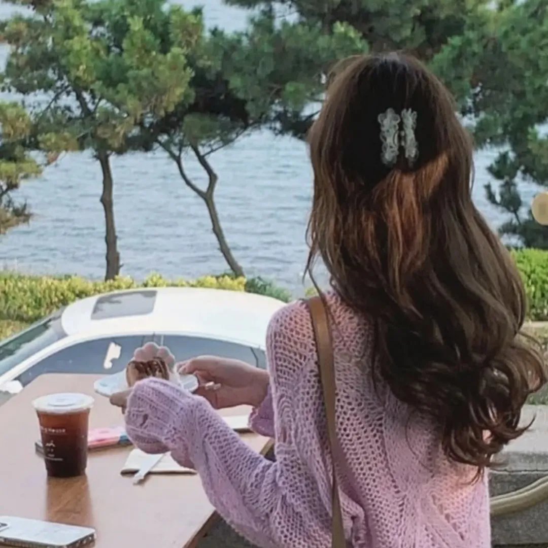 爱要拐几个弯才来